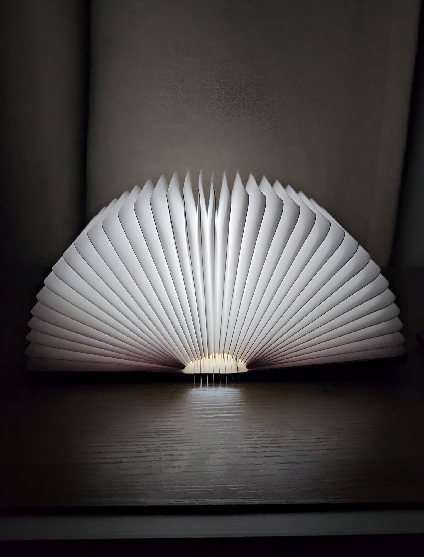 3D Folding LED Book Lamp - RGB, USB Rechargeable